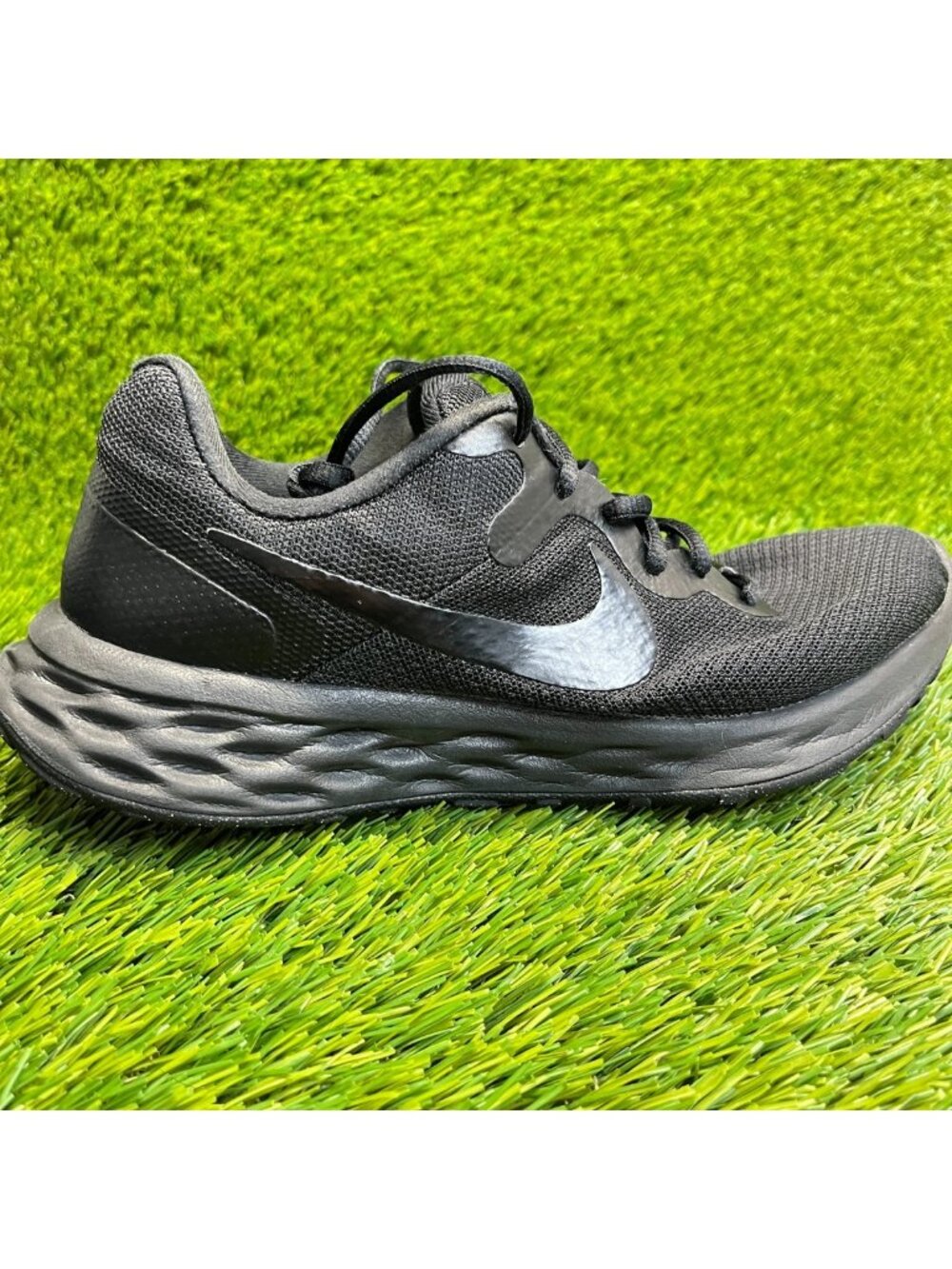 Nike Revolution 6 Womens Size 7.5 Black Athletic Running Walking Shoes Sneakers